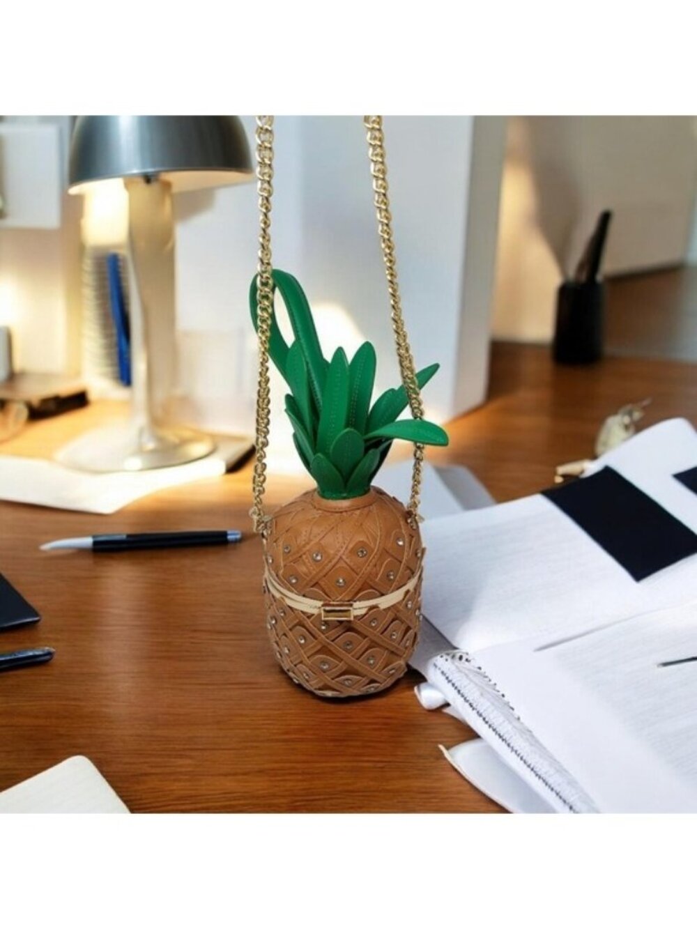 Novelty Pineapple 3D By The Pool Women's Crossbody Bag